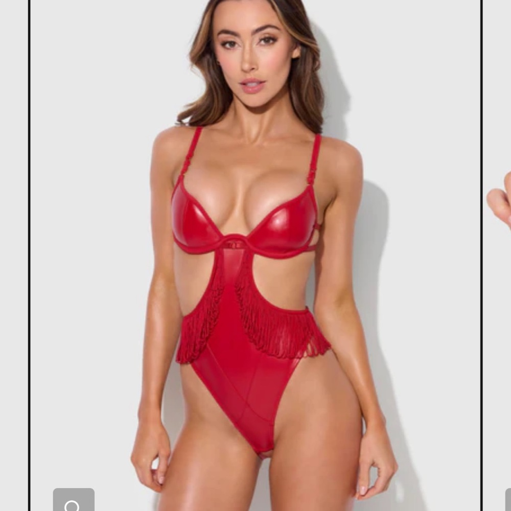 Red Cutout Fringe Teddy